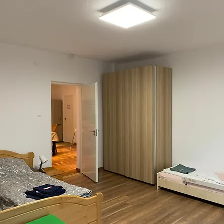 Sardoar Vendeghaz * Abádszalók