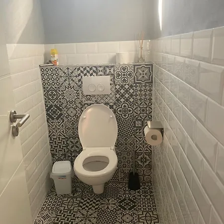 Sardoar Vendeghaz Appartement