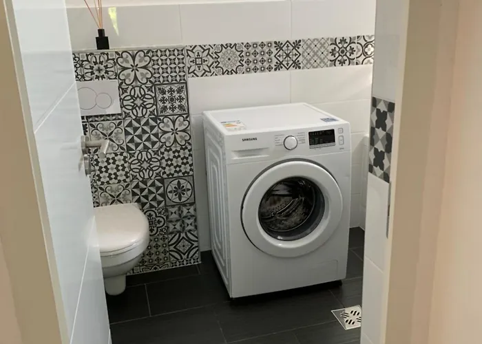 Sardoar Vendeghaz * Abádszalók